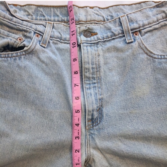 Vintage Levi 550 Relaxed Fit Tapered Leg - Picture 5 of 8